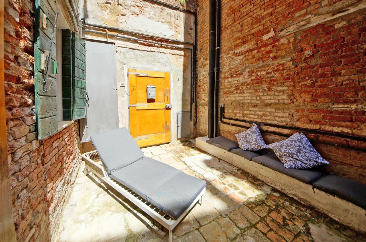 Gondola View Apartment Venetië Buitenkant foto